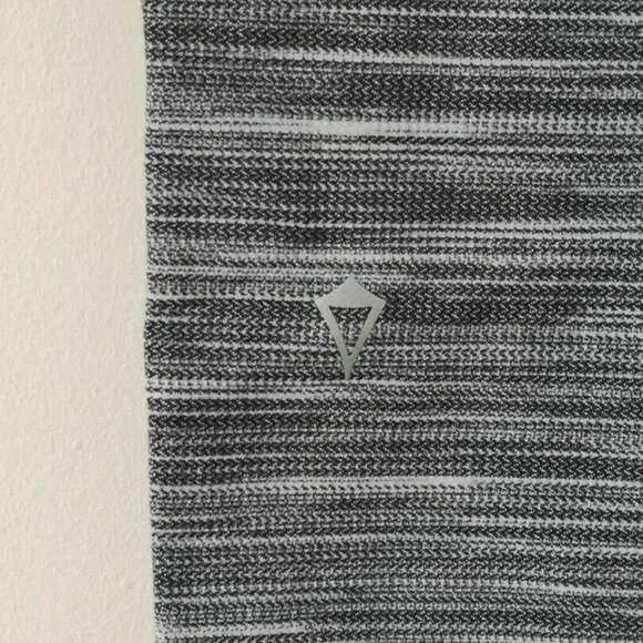 NWT IVIVVA by LULULEMON Grey White Ultra Soft Strong Spirit Tight Pants Girls 14 - Picture 5 of 7